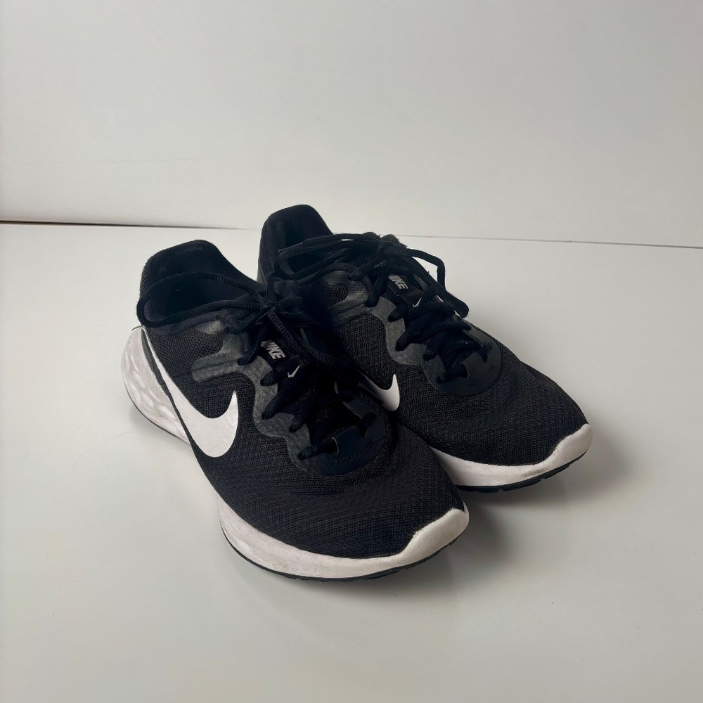 Nike Revolution 6 Next Nature Women’s Road Running Shoes – Size 7.5